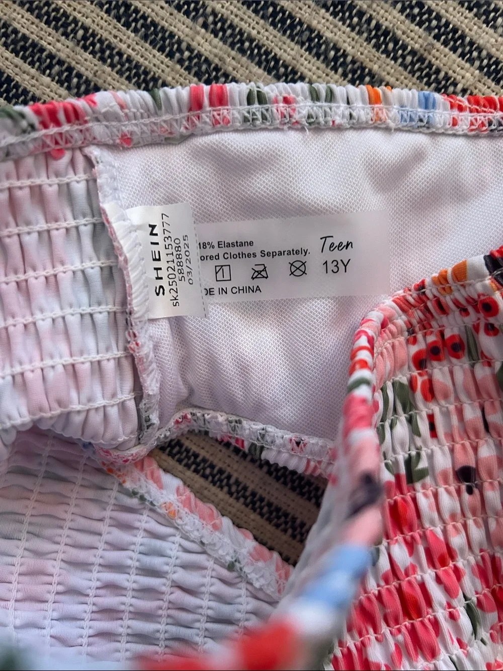 NWOT Girls 💐Floral Smocked Bikini 👙 Set -